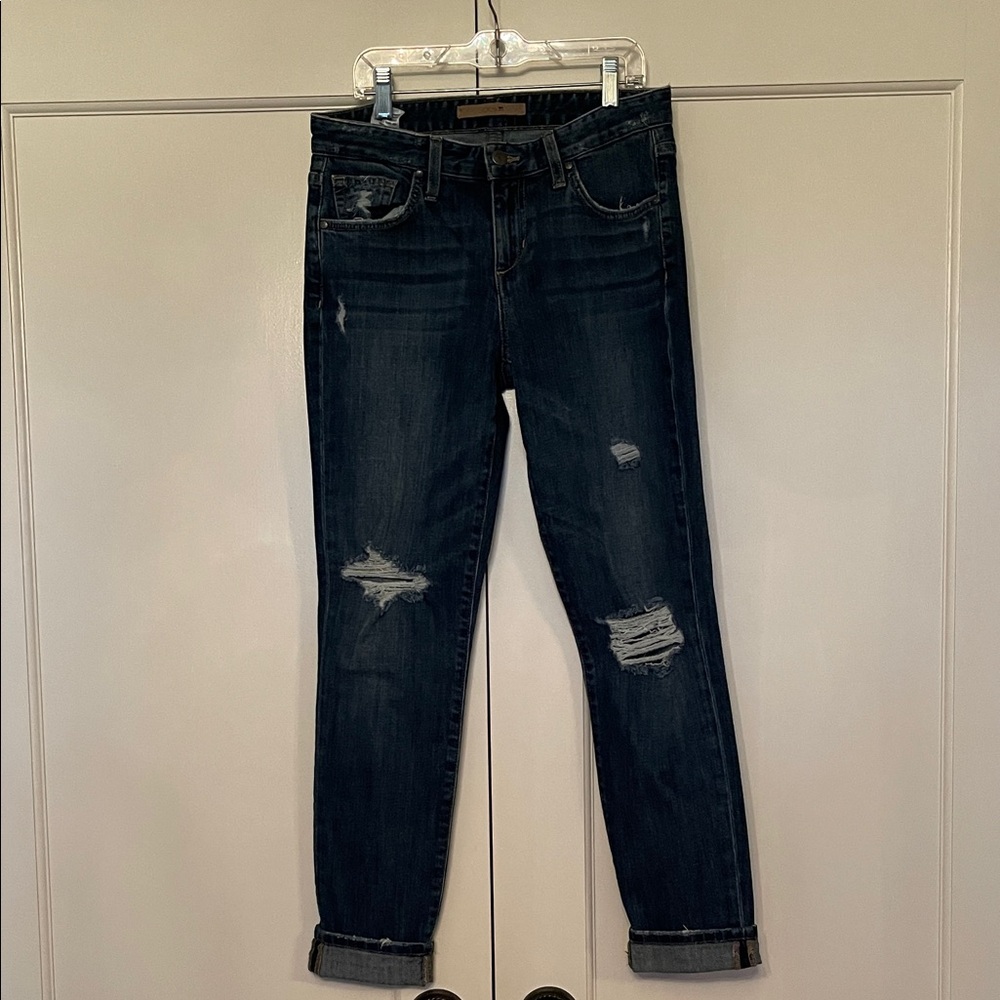 Dark Wash Distressed Women’s Jeans - Casual Slim Fit